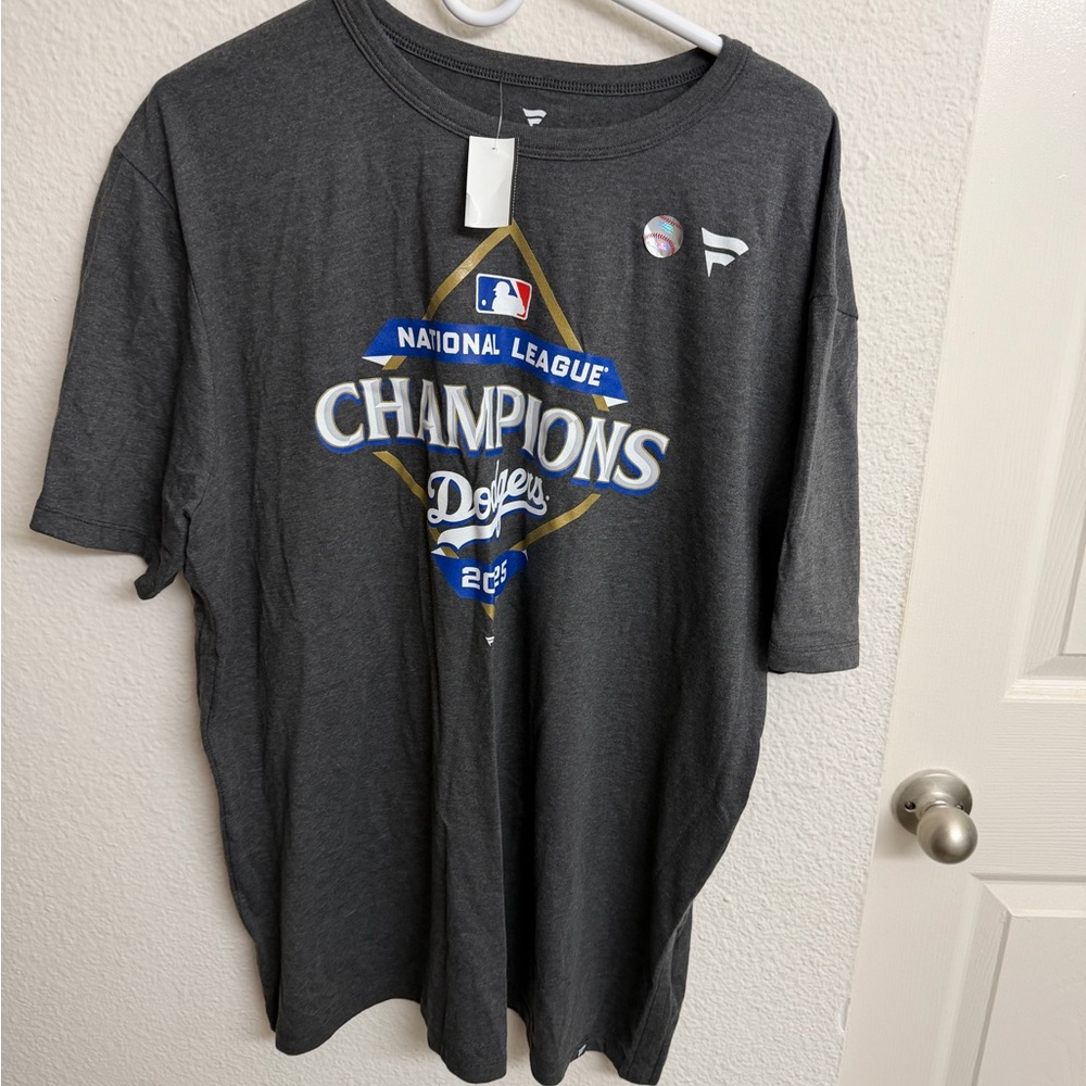 Men’s t-shirt